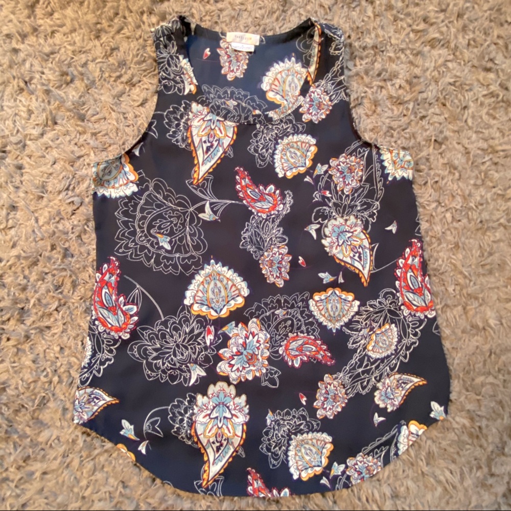 Van Heusen Dressy Floral Tank Top Blouse M
